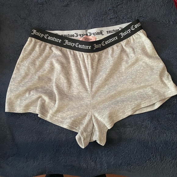 Juicy Couture Pants - Shorts